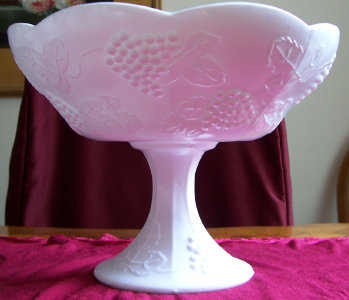 vintage_elegant_glass_antiques_collectibles_home_page001007.jpg